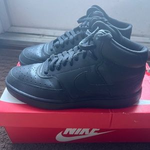 Nike court vision mid men’s size 9